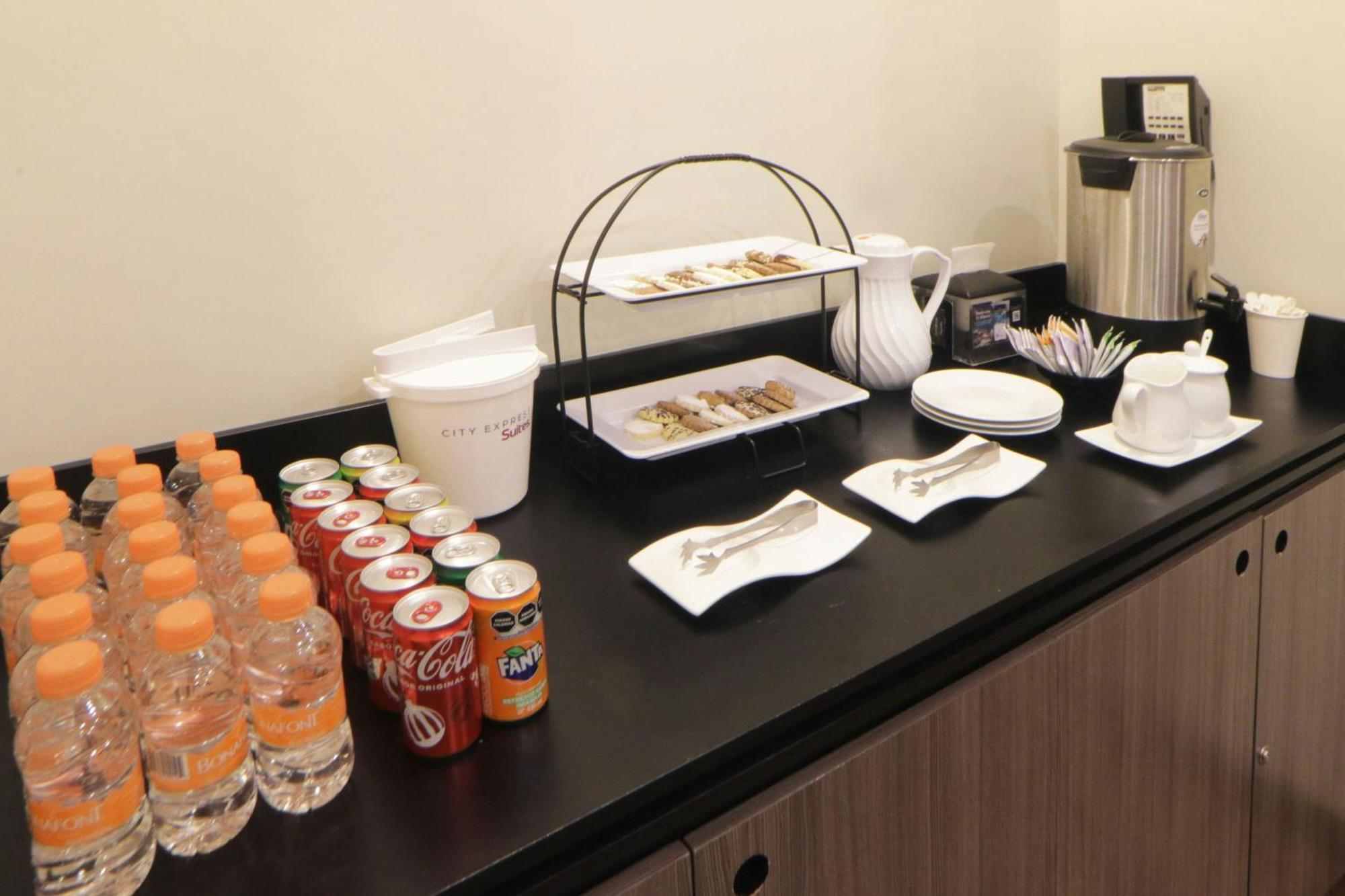 City Express Suites By Marriott Tijuana Rio Eksteriør bilde